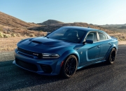 金年会APP-巴黎摩洛哥血拼风尚与拉亚F1揭幕战的辉煌接管