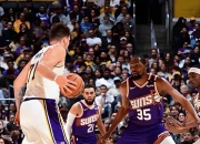 sports jnh-湖人逆转太阳，强势三连胜的简单介绍