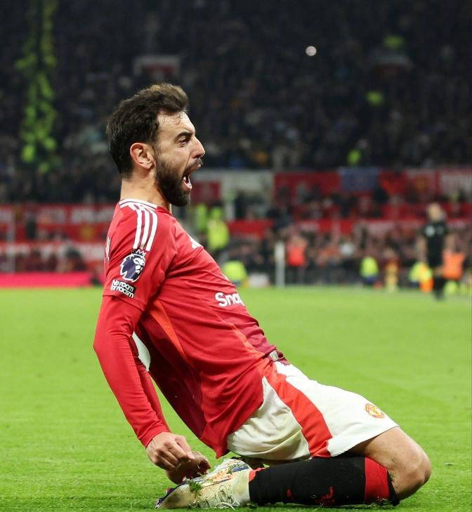 曼联客场逆转埃弗顿,迎来重要胜利 曼联客场逆转埃弗顿,迎来重要胜利