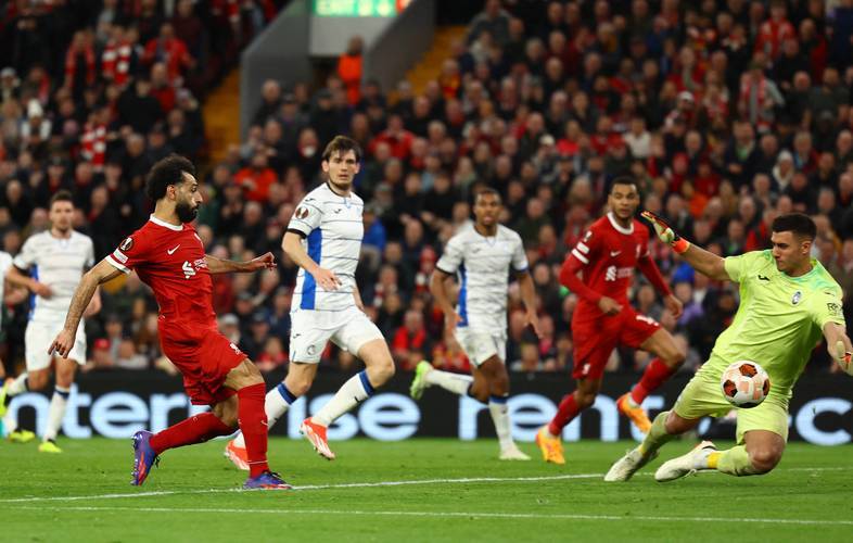 水晶宫主场告捷,战胜实现反超胜场的简单介绍 水晶宫主场告捷,战胜实现反超胜场的简单介绍