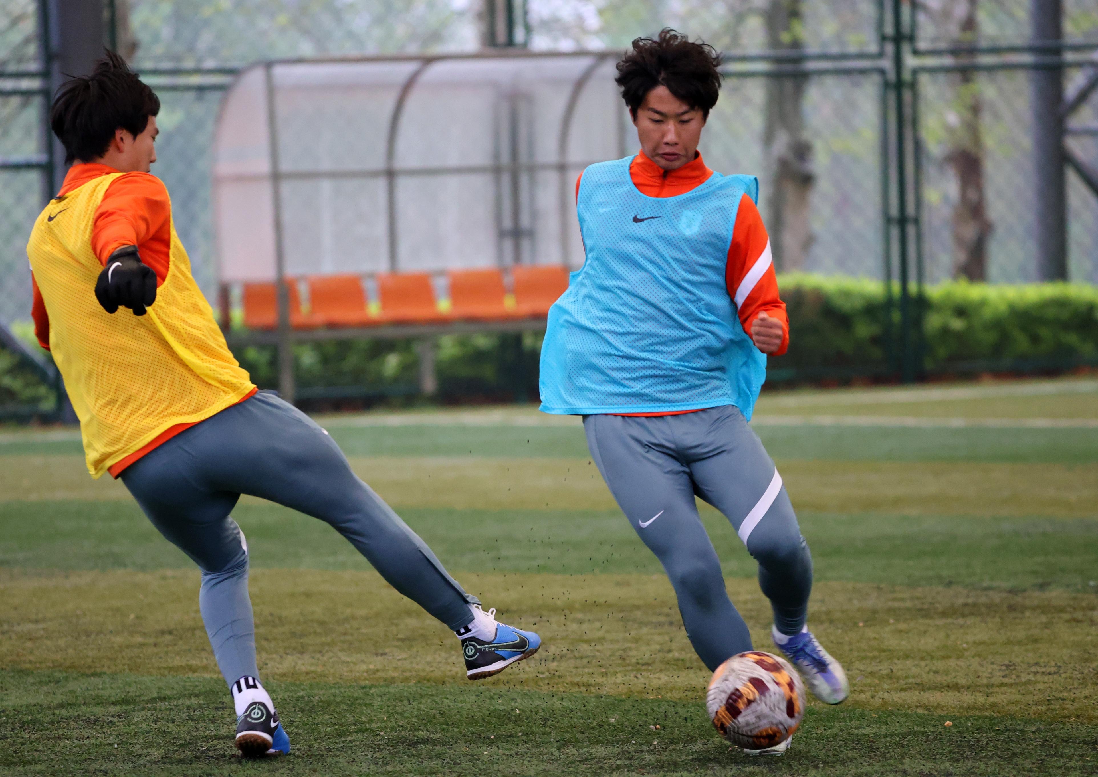 一支血流到底决心,球员积极备战迎接挑战的简单介绍 一支血流到底决心,球员积极备战迎接挑战的简单介绍