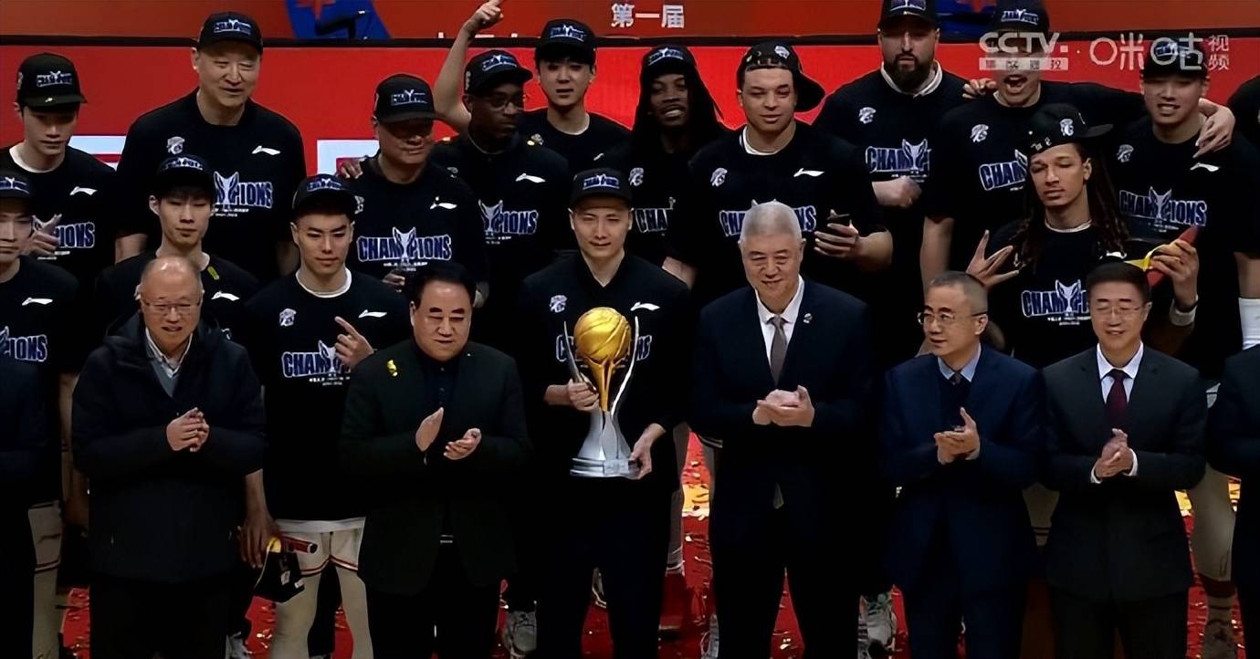 东方篮坛职业联赛迎来新外援受邀 东方篮坛职业联赛迎来新外援受邀