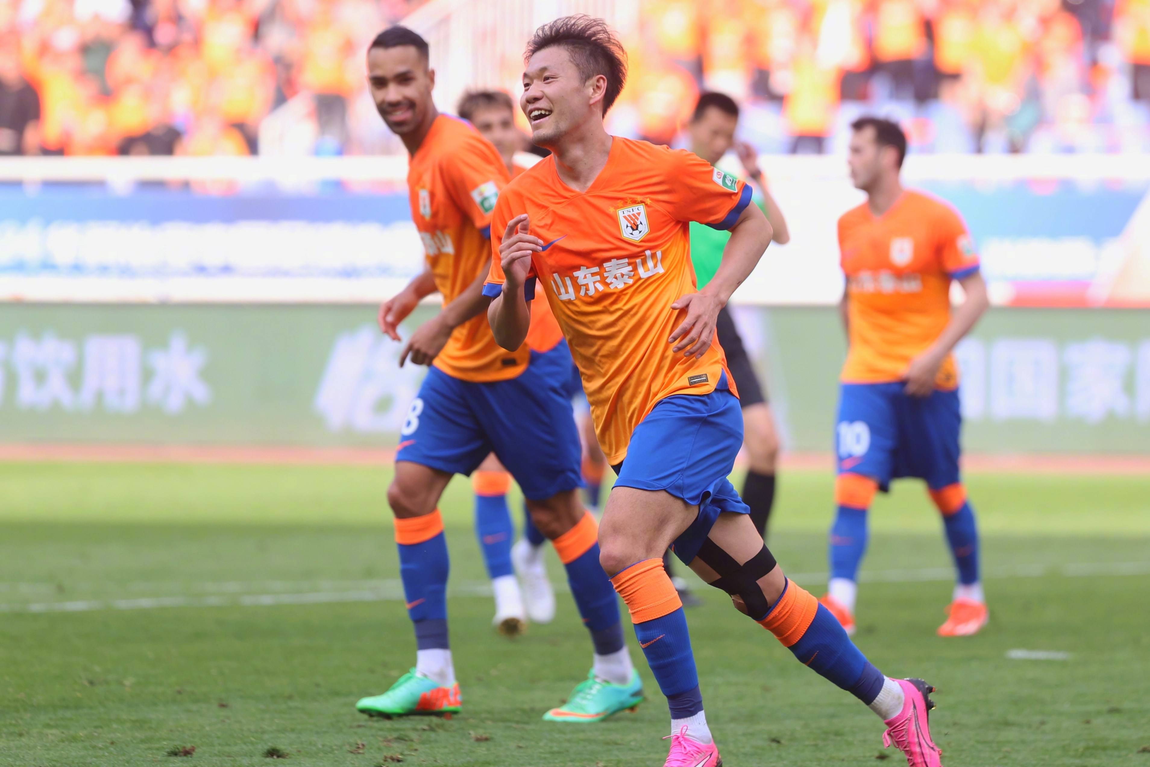 神秘对手现身中超赛场,挑战悬念百出的简单介绍 神秘对手现身中超赛场,挑战悬念百出的简单介绍