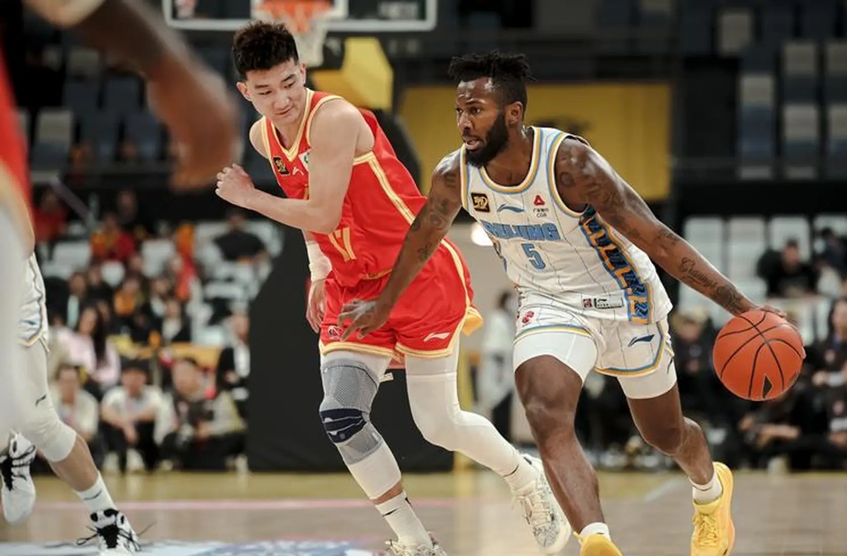 劲爆比赛中一支球队成功逆袭,惊艳全场 劲爆比赛中一支球队成功逆袭,惊艳全场