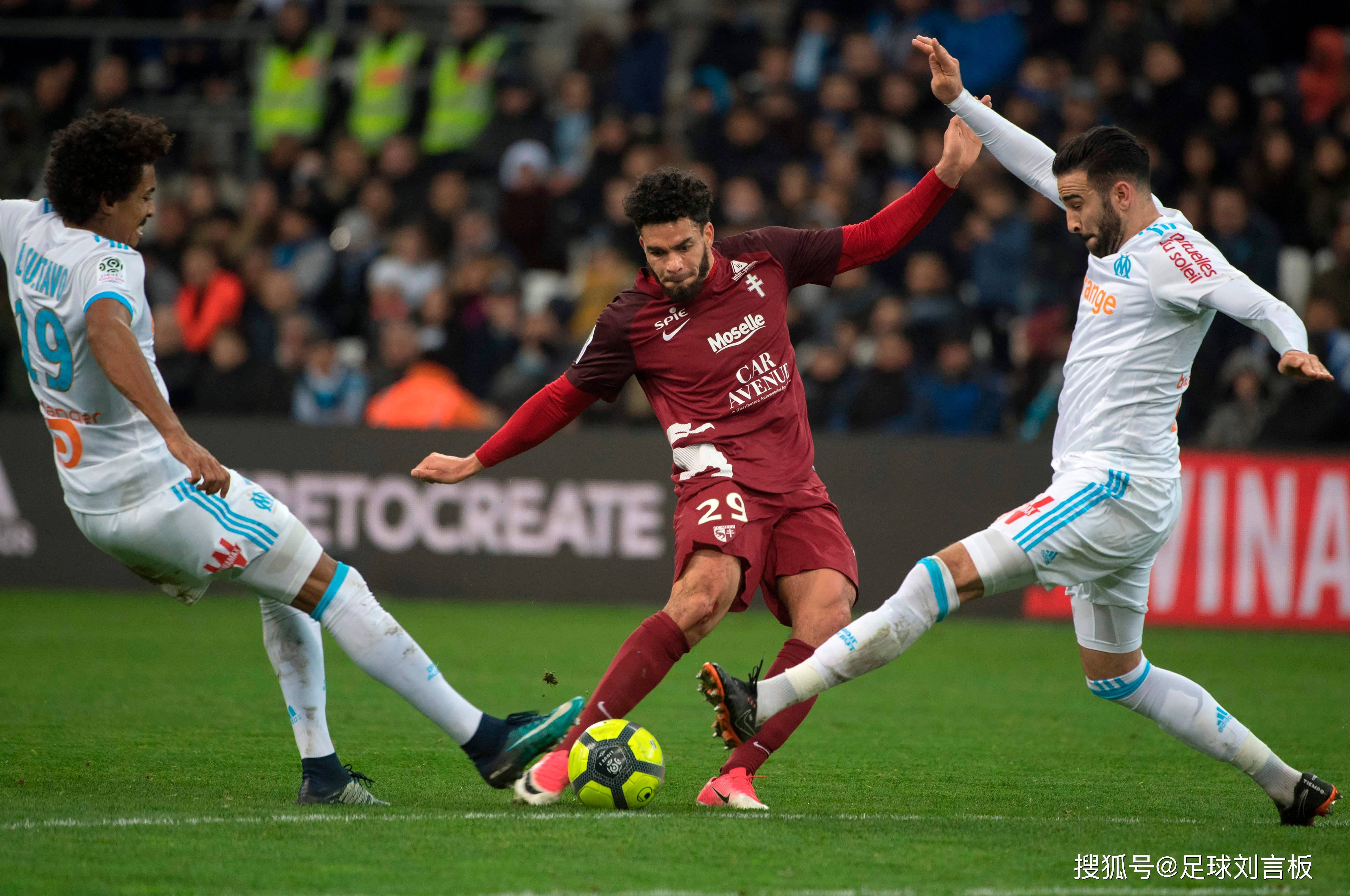 圣埃蒂安客场战胜对手,取得法甲近期连胜 圣埃蒂安客场战胜对手,取得法甲近期连胜