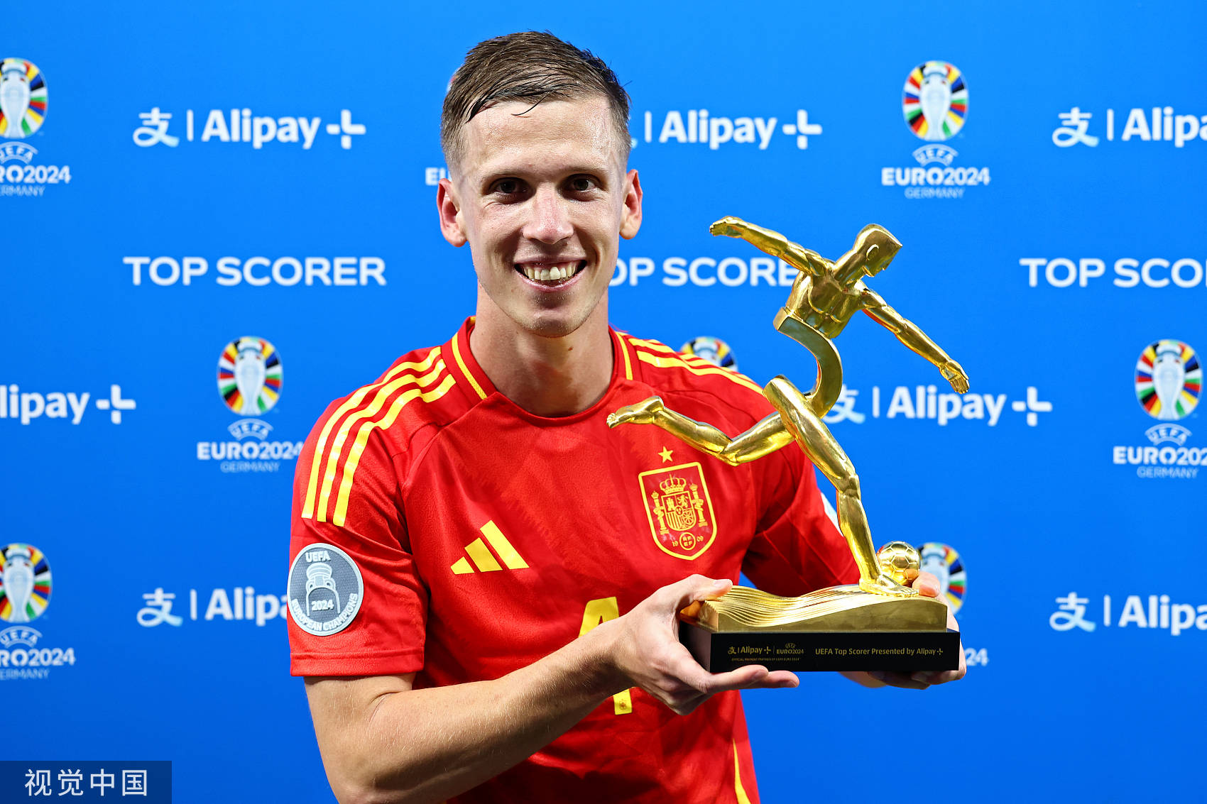 关于欧洲杯资格赛进入白热化阶段,球员充满斗志的信息 关于欧洲杯资格赛进入白热化阶段,球员充满斗志的信息