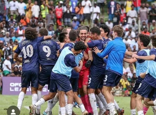 包含世俱杯前瞻：博卡青年与对手交锋看点的词条