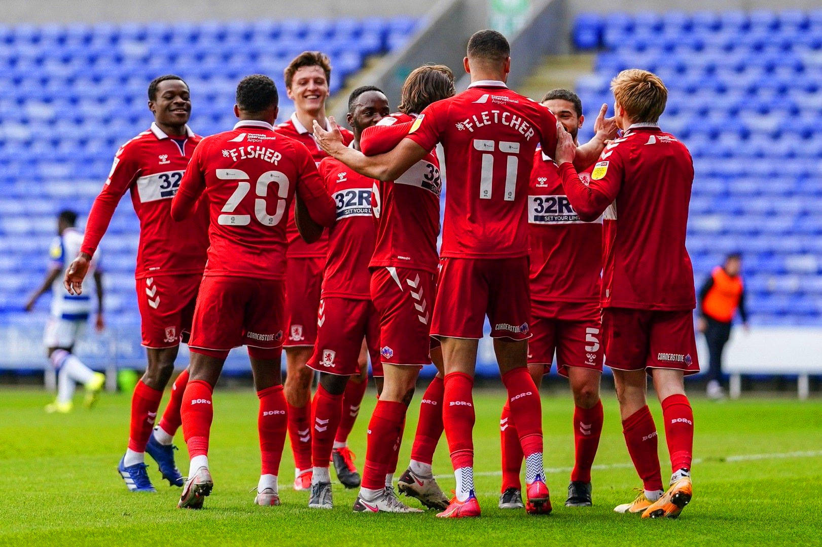 切尔西对阵皇家社会，英西联手争夺胜利