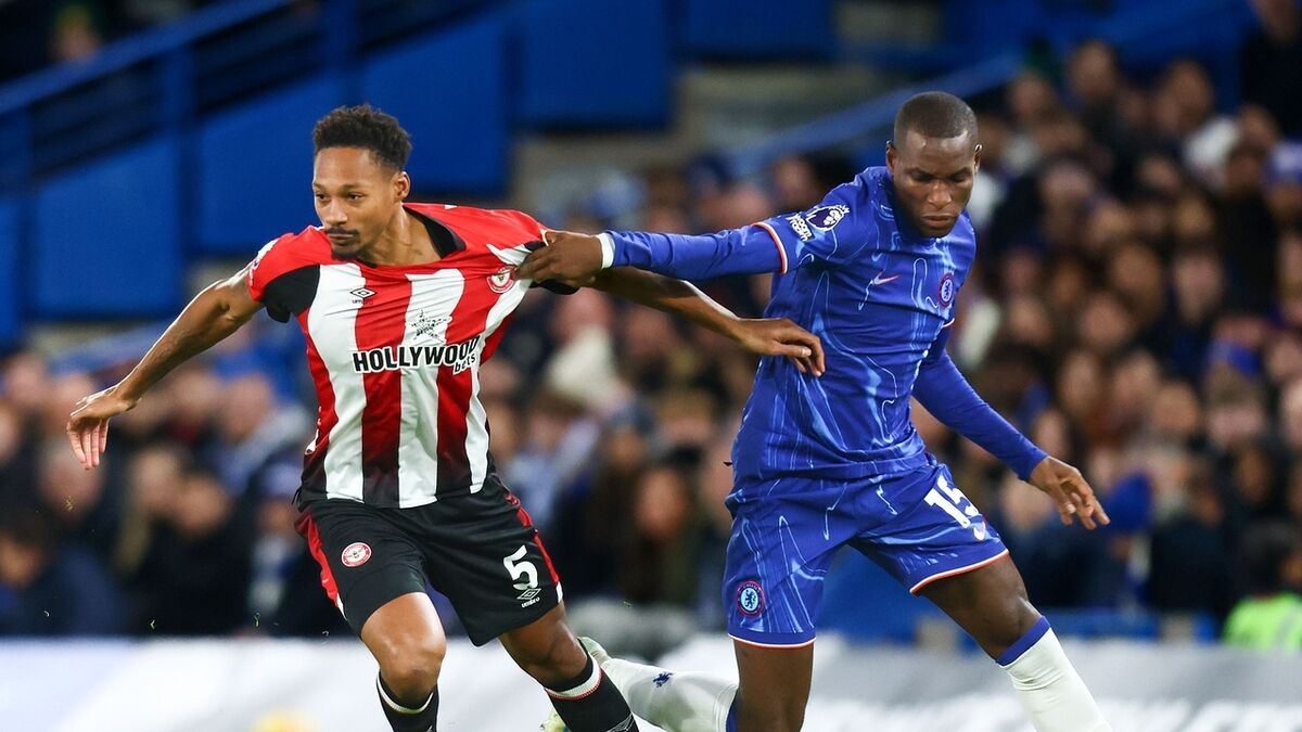 曼联双核心献绝杀,逆转切尔西晋级四强的简单介绍 曼联双核心献绝杀,逆转切尔西晋级四强的简单介绍