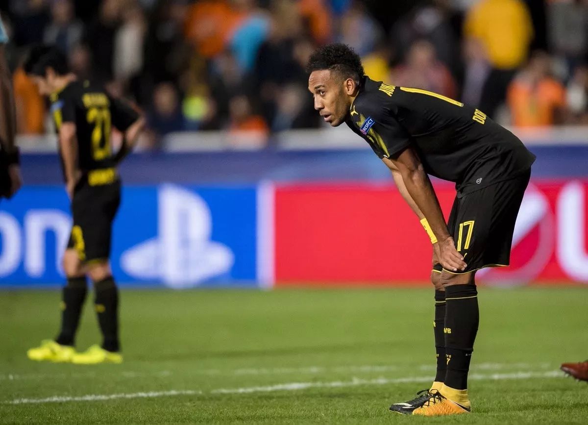 西班牙客场负于希腊，小组榜首岌岌可危的简单介绍