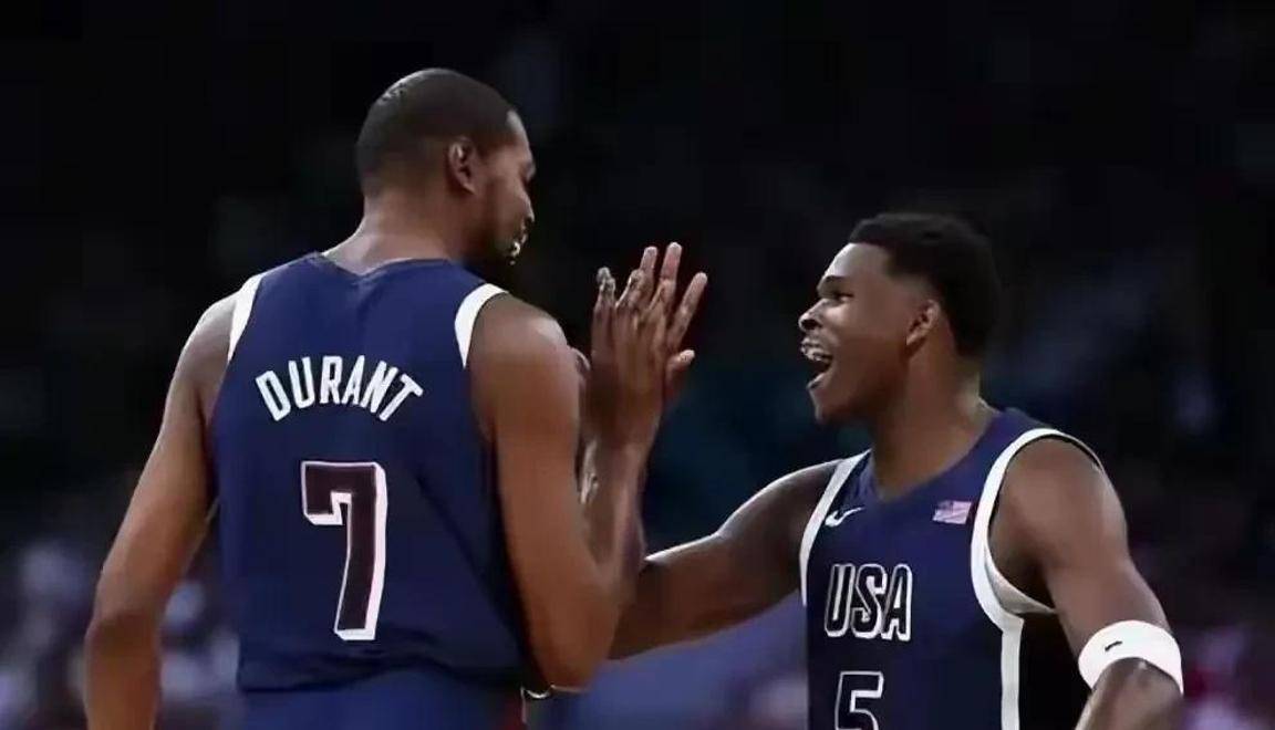 大国对决，超级巨星引领球队冲刺