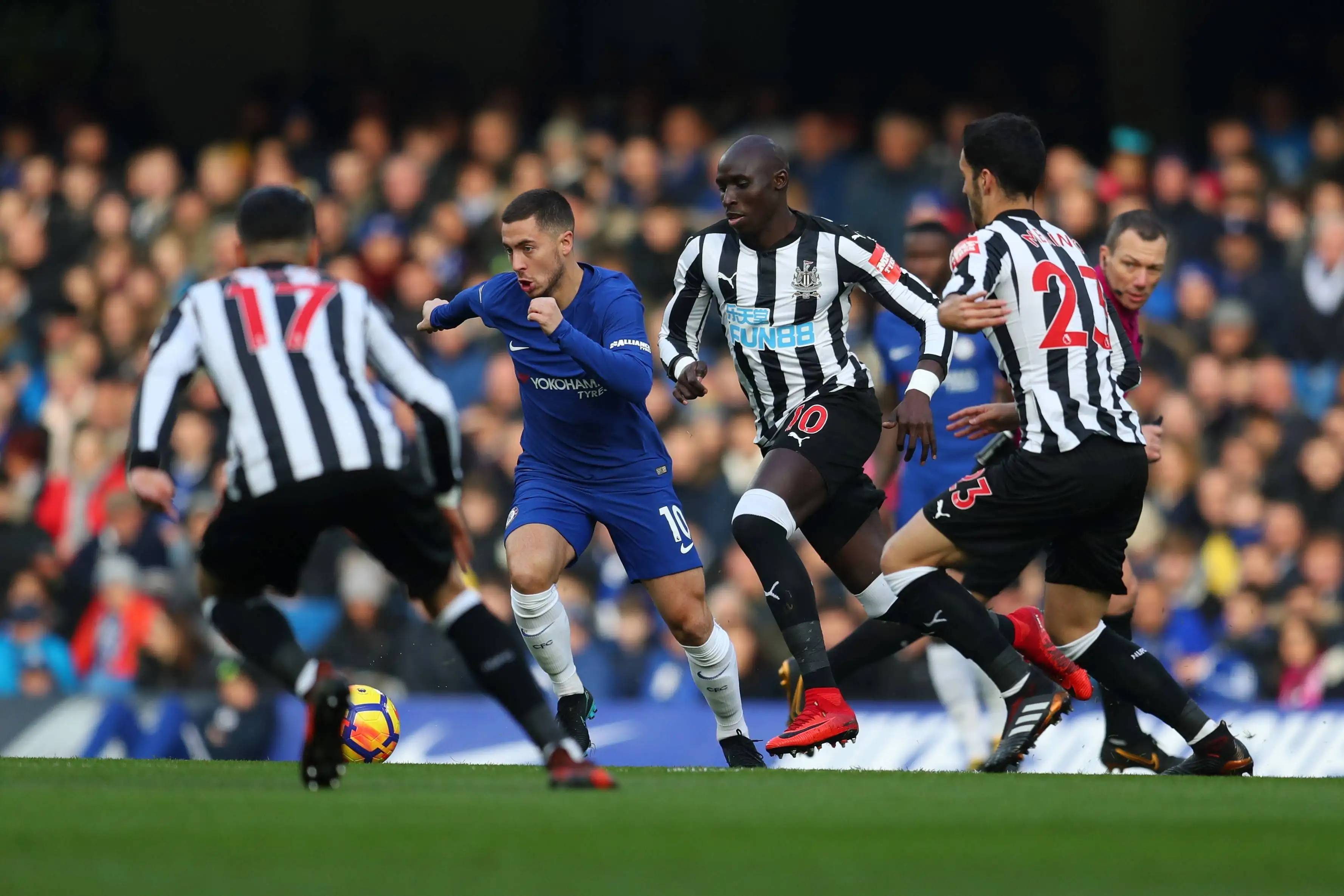 埃弗顿主场大胜,重回争夺欧战资格行列的简单介绍 埃弗顿主场大胜,重回争夺欧战资格行列的简单介绍