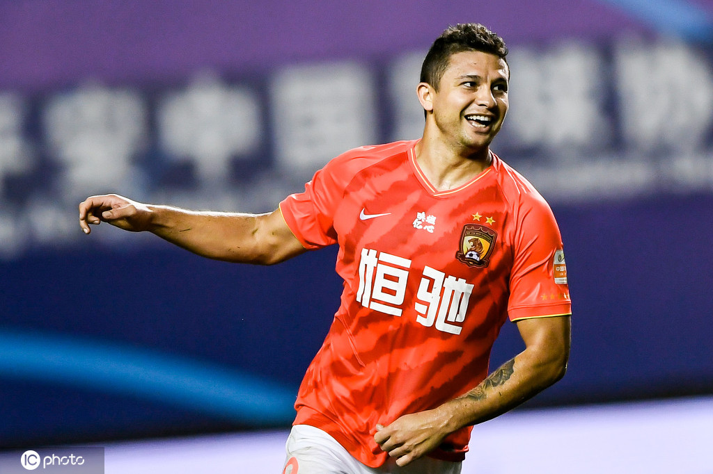 建业主场逼平恒大，保持不败记录继续前进的简单介绍