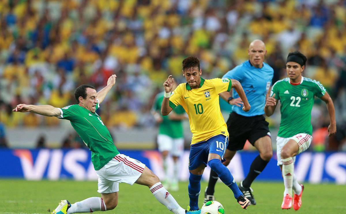 球员们在场上的表现彰显出他们的顶级实力! 球员们在场上的表现彰显出他们的顶级实力!