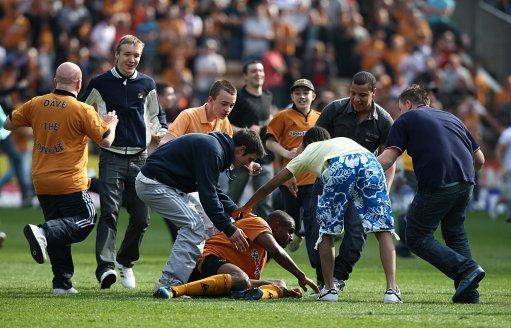 狼队意外逆袭,精彩击败对手 狼队意外逆袭,精彩击败对手