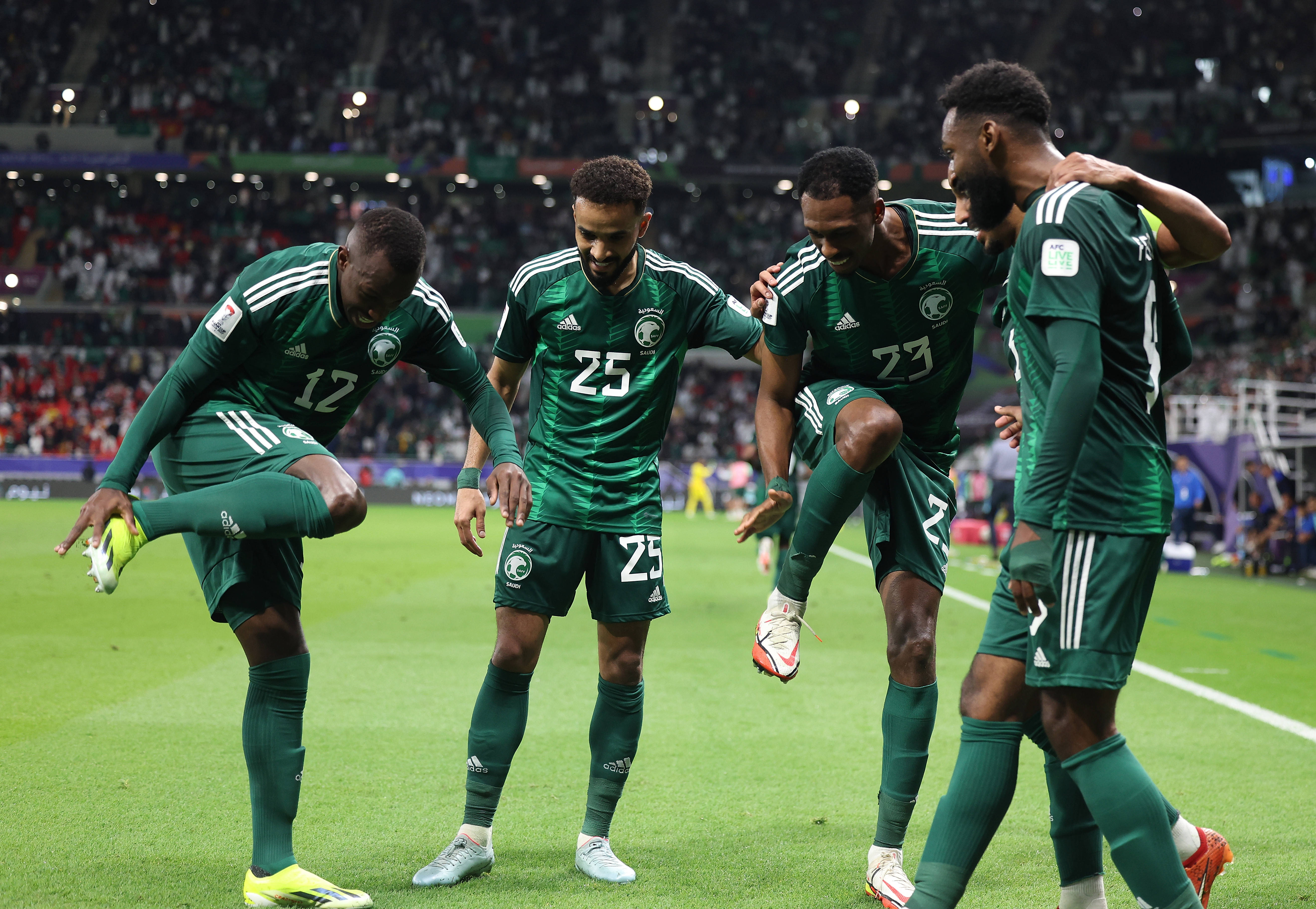 墨西哥队在国际比赛中表现抢眼 墨西哥队在国际比赛中表现抢眼