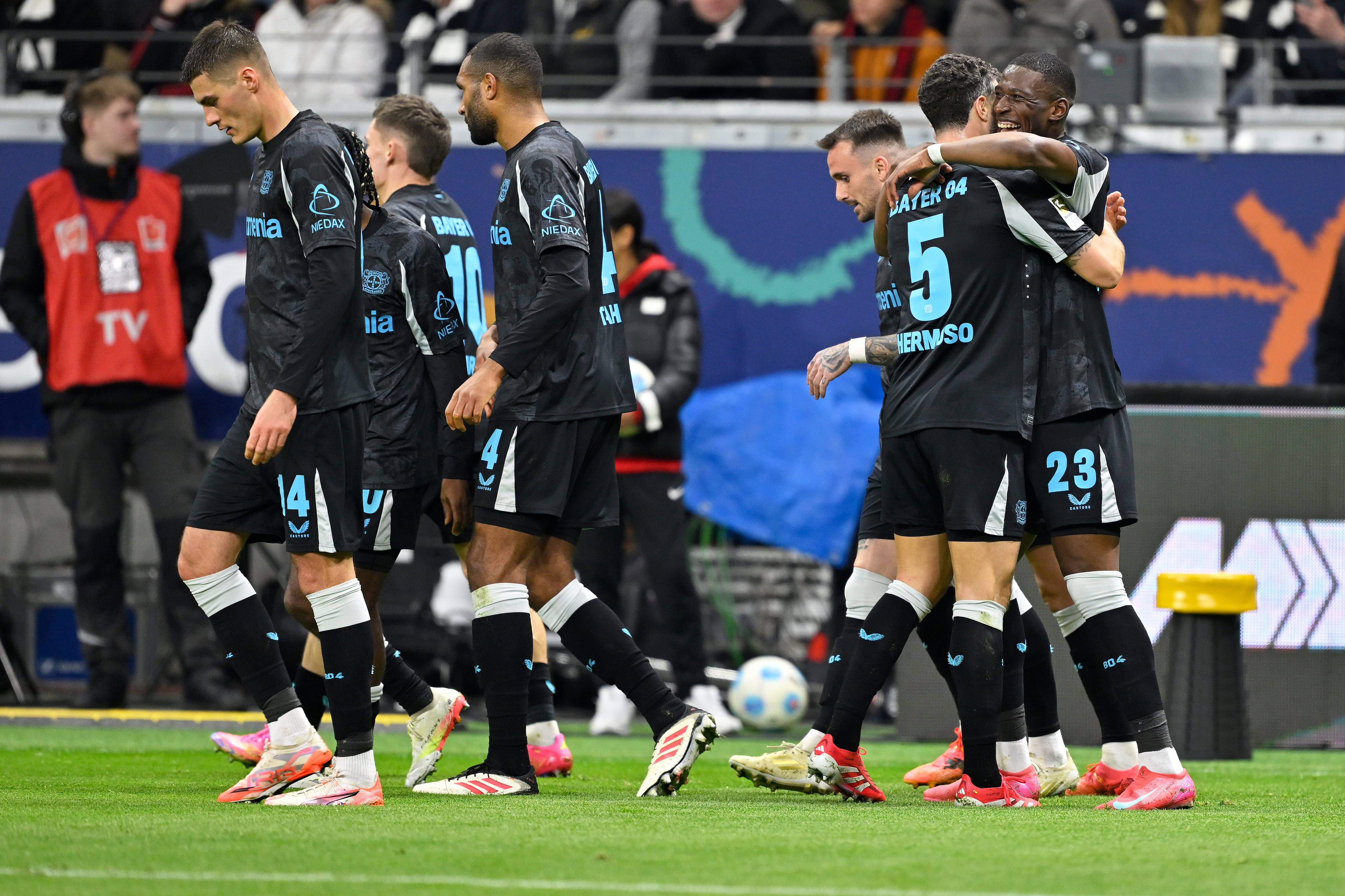 德甲重磅对决:英格兰迎战库里,比分揭晓的简单介绍 德甲重磅对决:英格兰迎战库里,比分揭晓的简单介绍