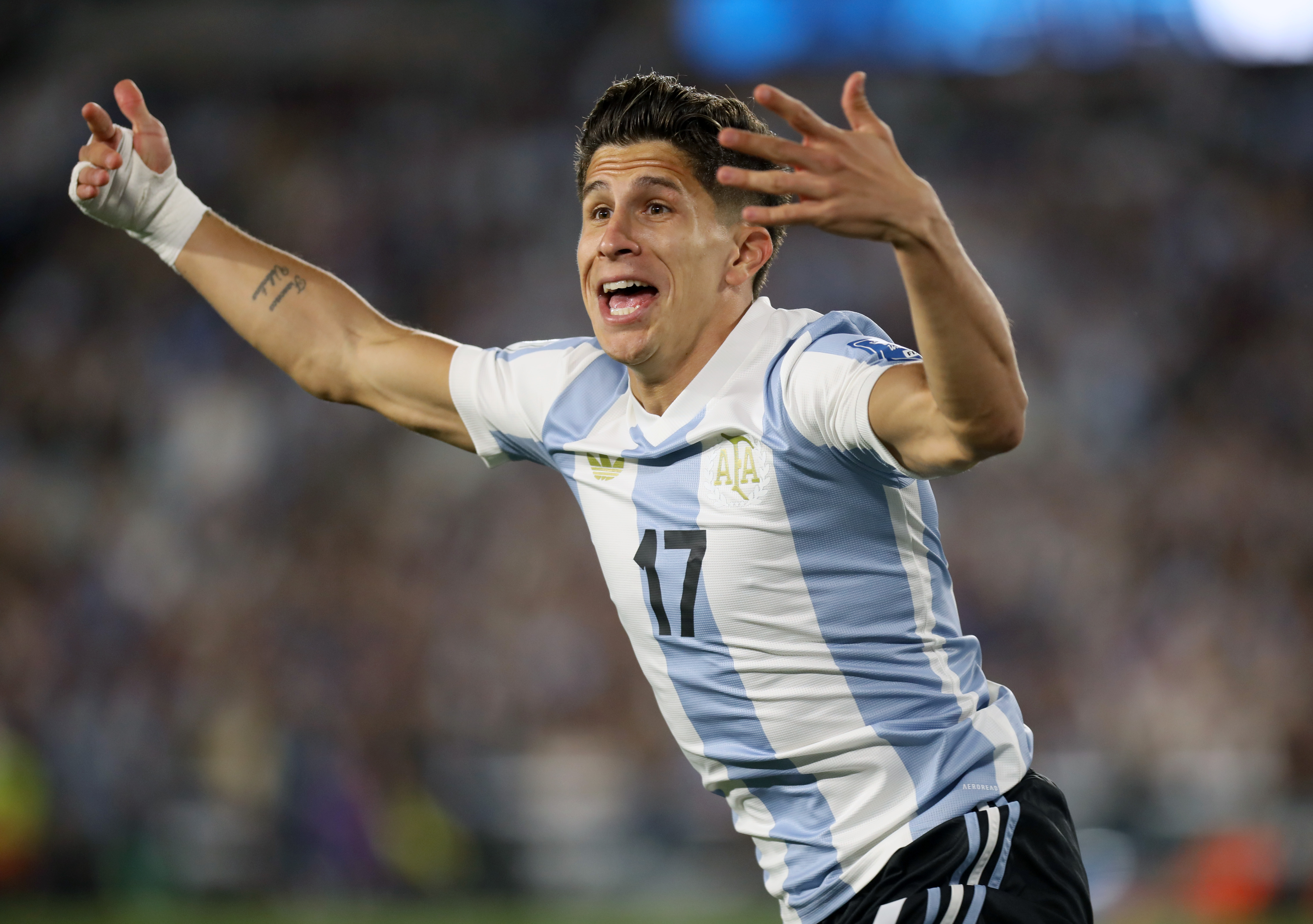 阿根廷队在国际赛事中精彩绽放 阿根廷队在国际赛事中精彩绽放