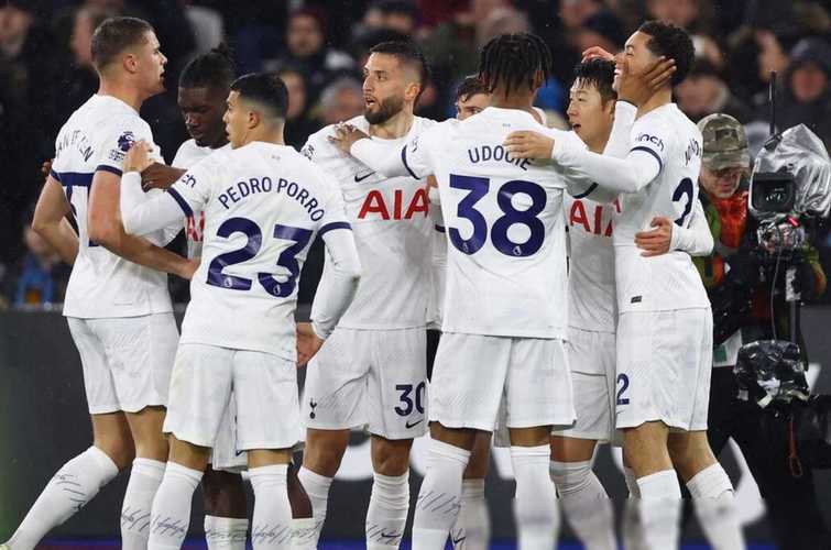 马德里德比再度打响,热刺爆冷取胜 马德里德比再度打响,热刺爆冷取胜