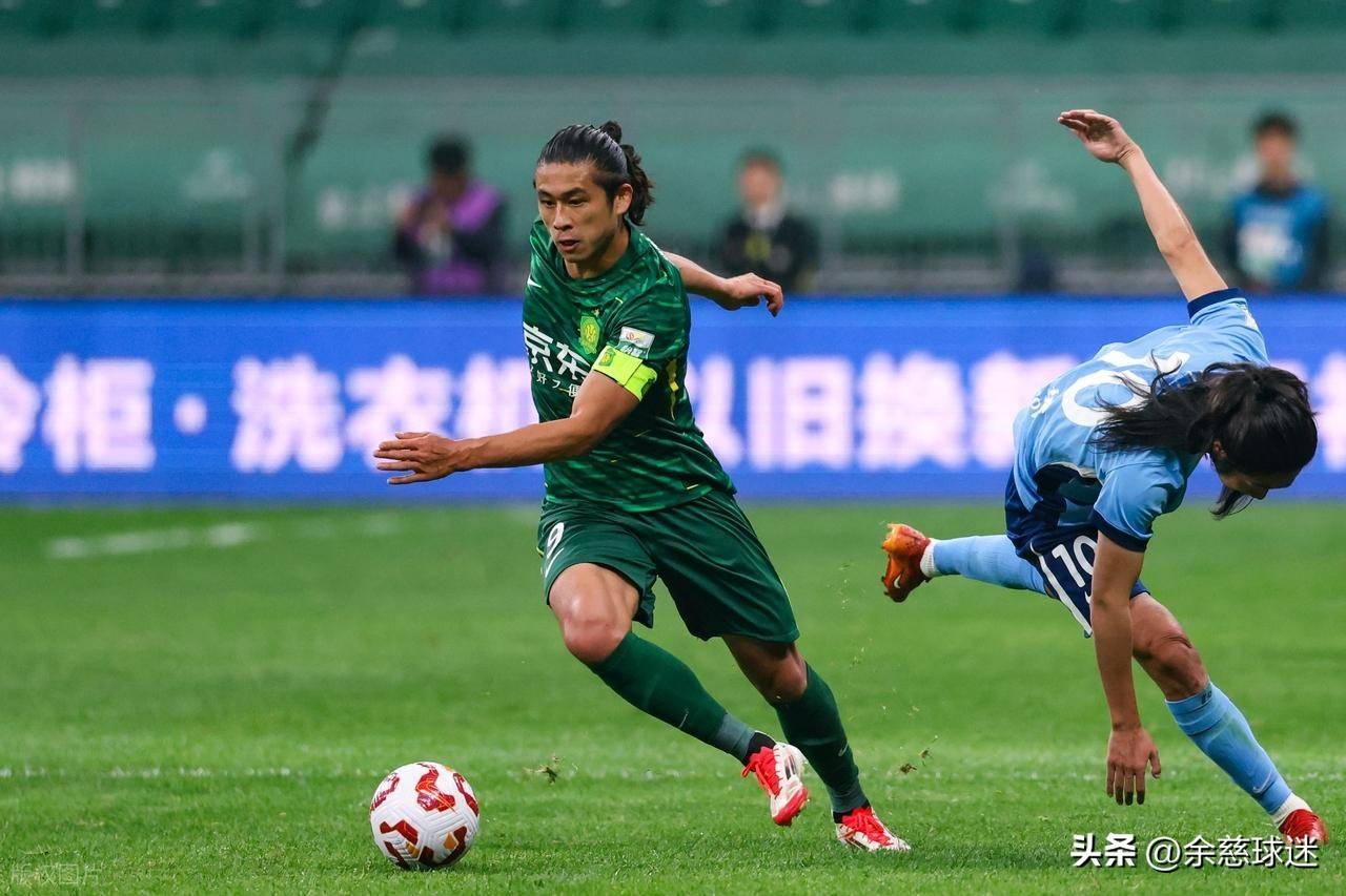 关于浙江绿城主场击败江苏苏宁，提升排名的信息