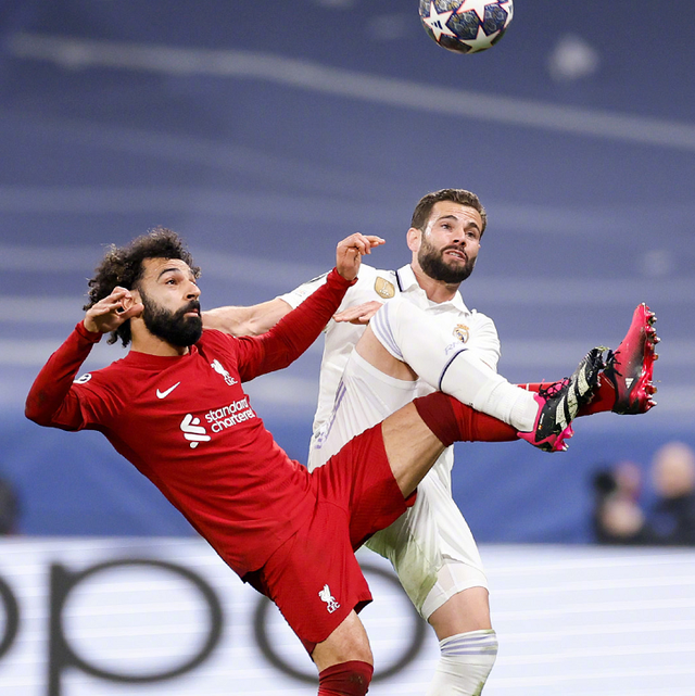 那不勒斯上演惊险逆转,斩获三分 那不勒斯上演惊险逆转,斩获三分