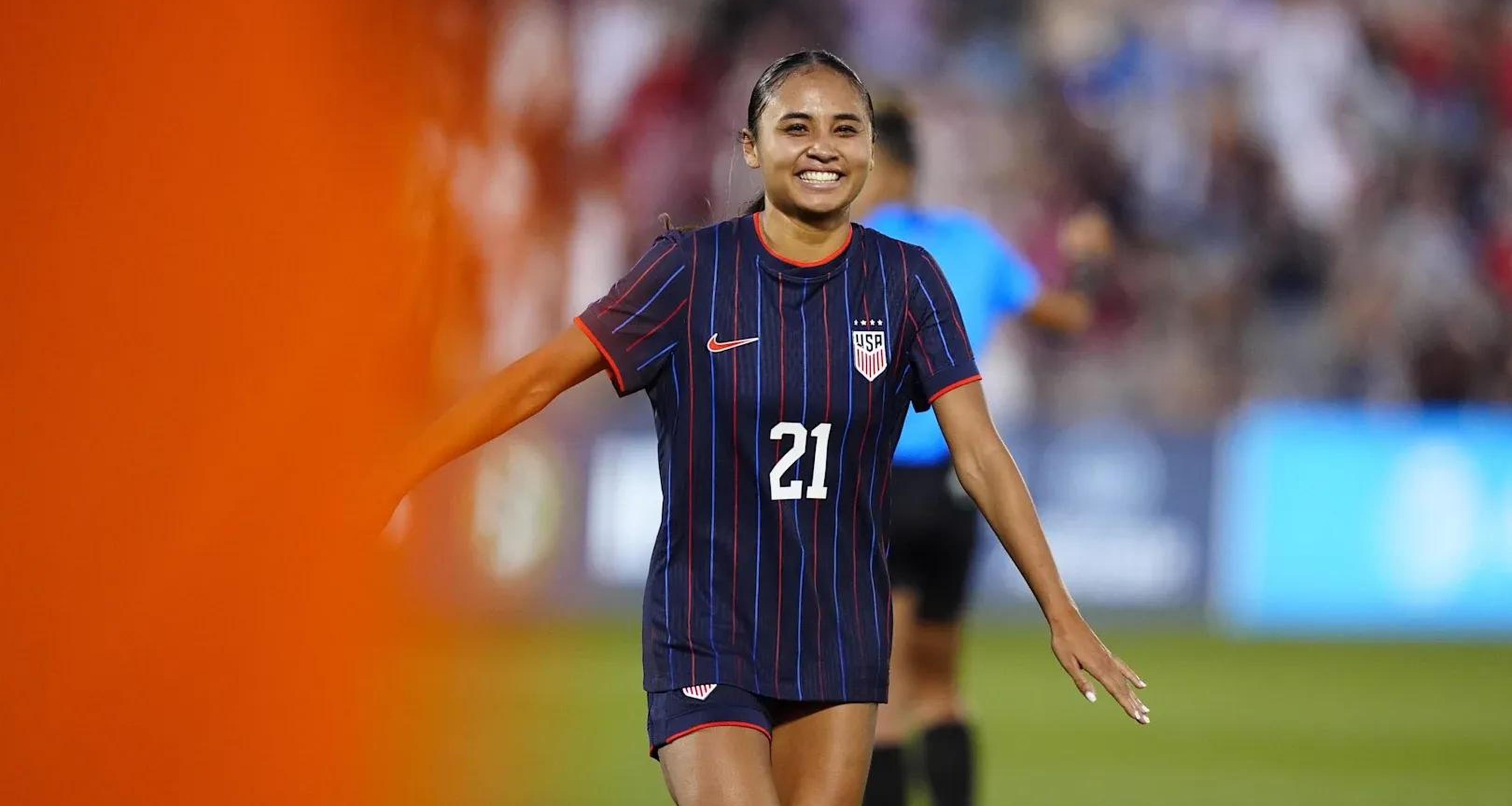 加拿大女足队集结备战，志在夺魁的简单介绍