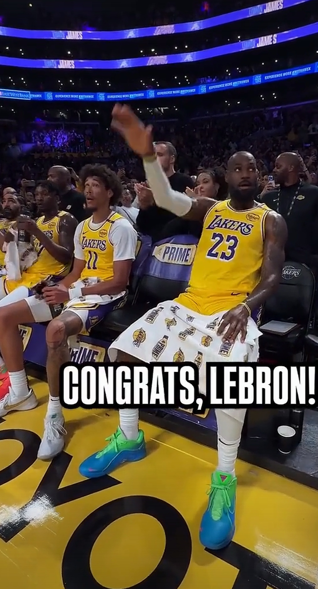 詹姆斯首秀主场,独揽五十分大胜! 詹姆斯首秀主场,独揽五十分大胜!