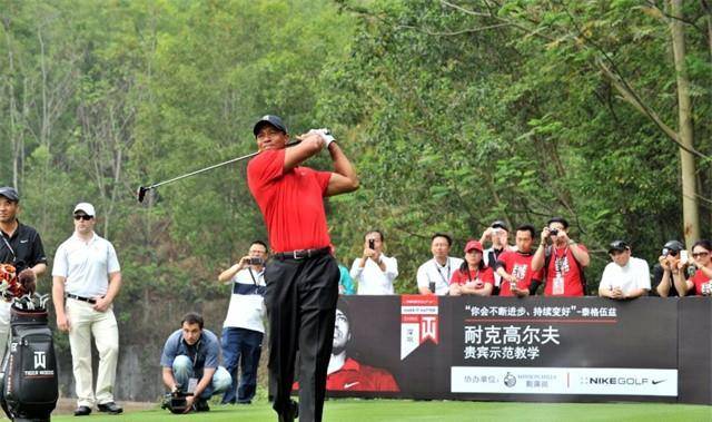 关于高尔夫赛后采访曝光，内幕引发热议的信息