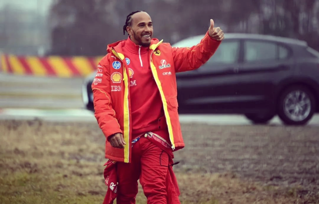 红牛车队逆转索伯车队,汉密尔顿刷新纪录的简单介绍 红牛车队逆转索伯车队,汉密尔顿刷新纪录的简单介绍