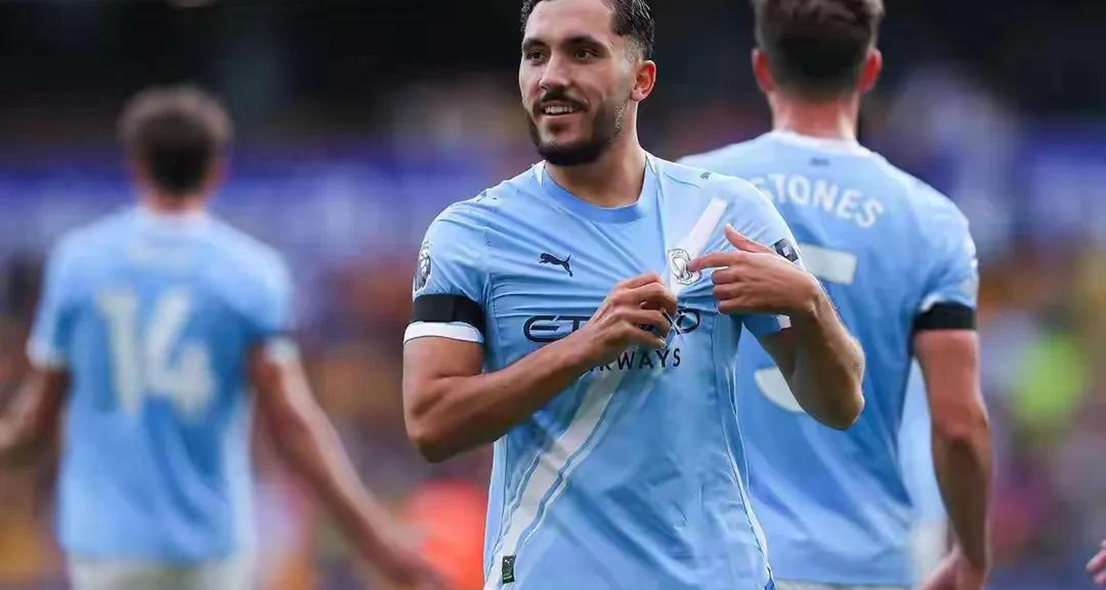 狼队新援表现抢眼,球迷为之振奋 狼队新援表现抢眼,球迷为之振奋