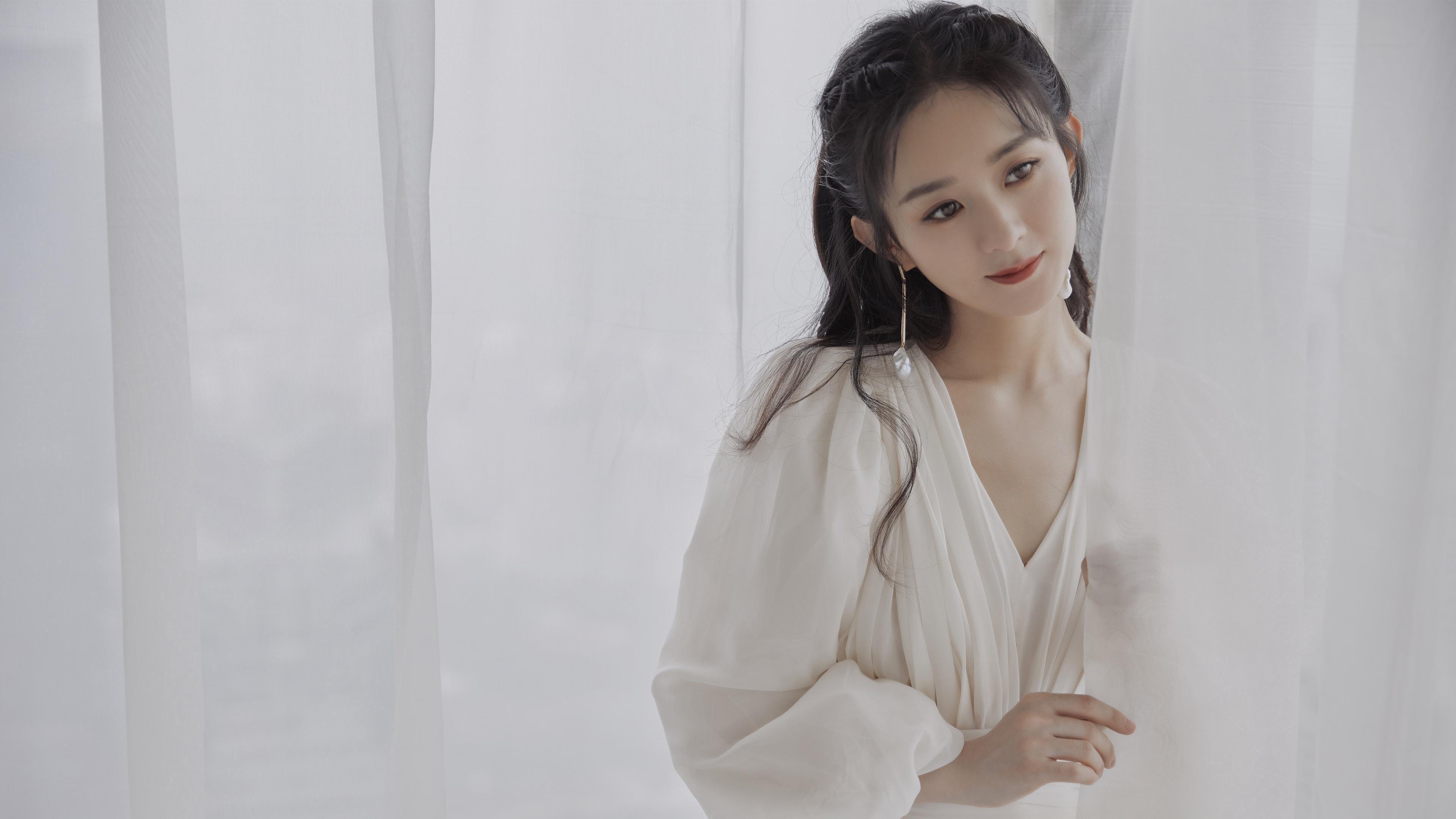 安哥拉狂胜比利时！黄喜灿一战封神成关键先生