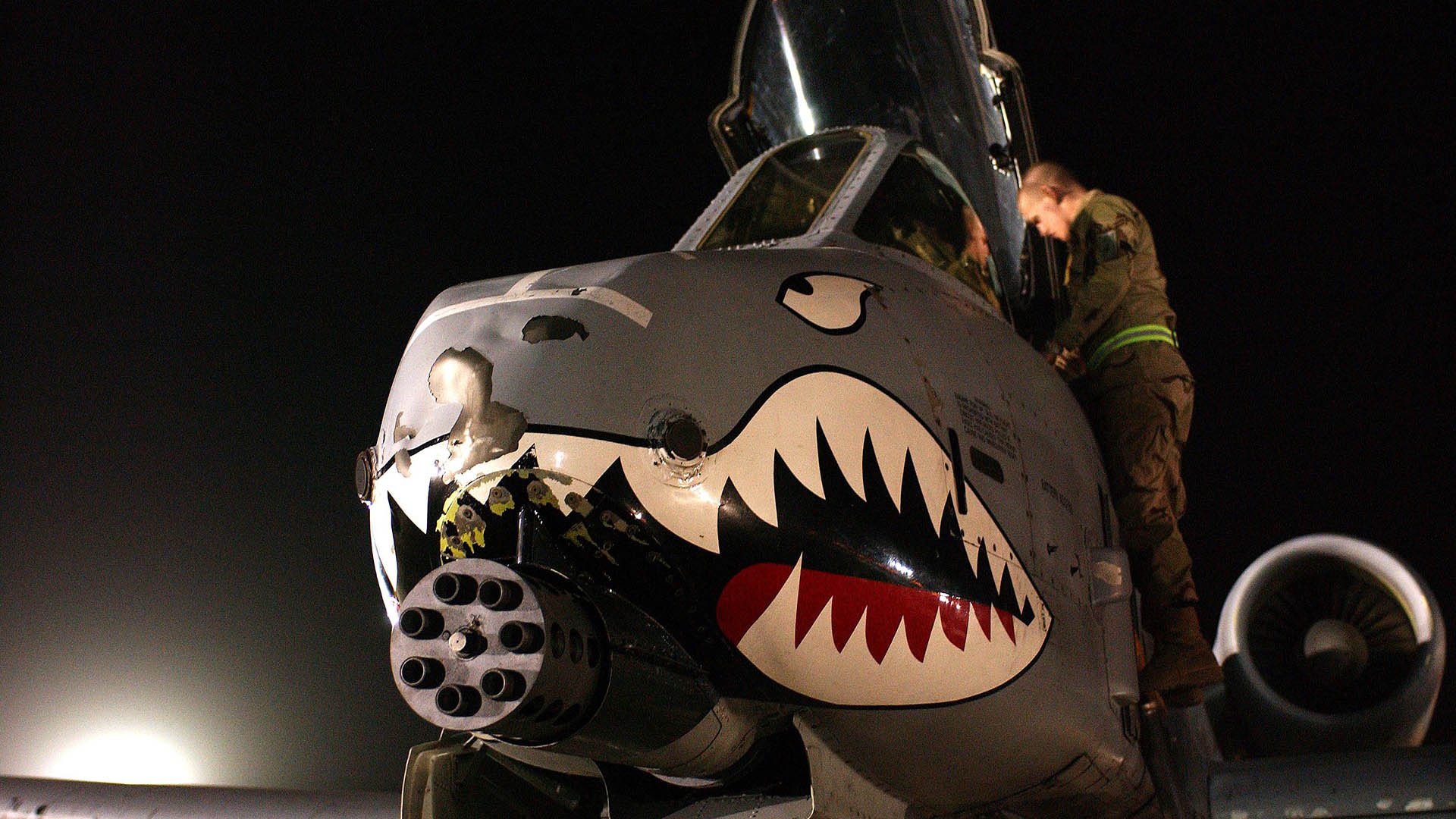 钢铁锁链与红色风暴，霍勒迪硬仗之王独撑防线，公牛火力全开压制雄鹿