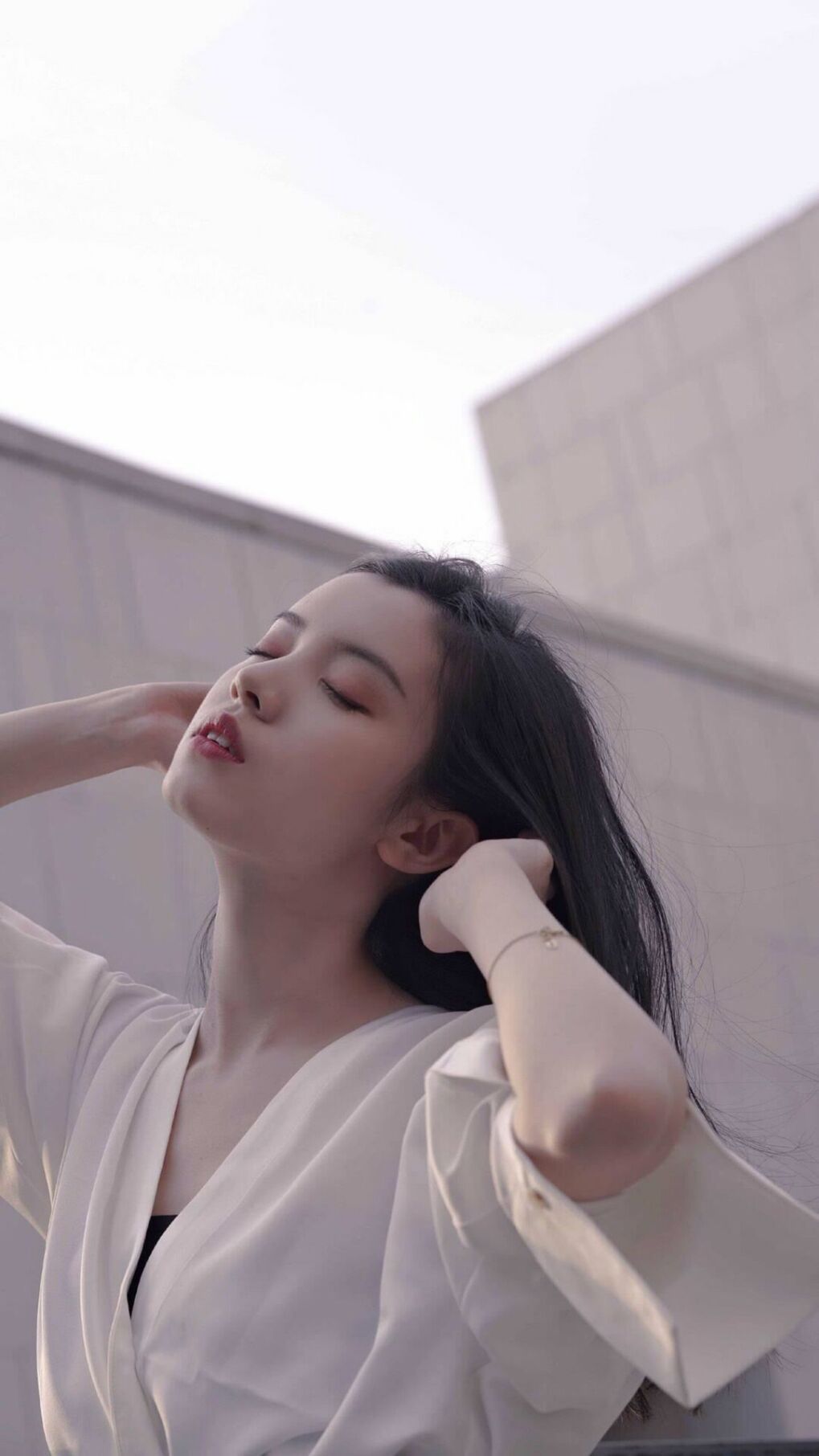 足球之夜,意甲焦点战烽火连天,伊朗险胜哥伦比亚爆冷门