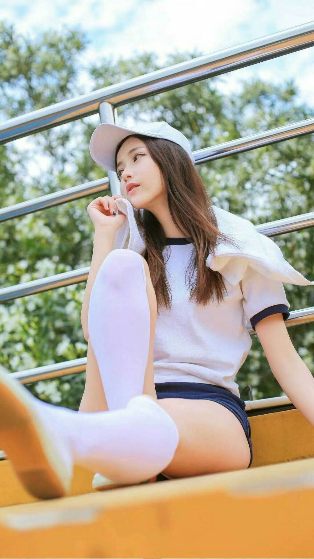 若日尼奥爆发引领攻势，贝蒂斯节奏掌控轻取伊拉克