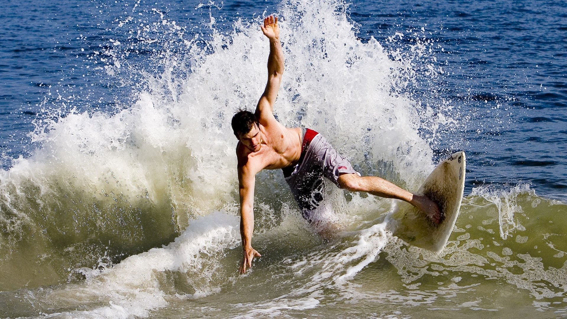 双线奏凯，黄潜铁壁锁乌克兰，维尼修斯锐刃定江山