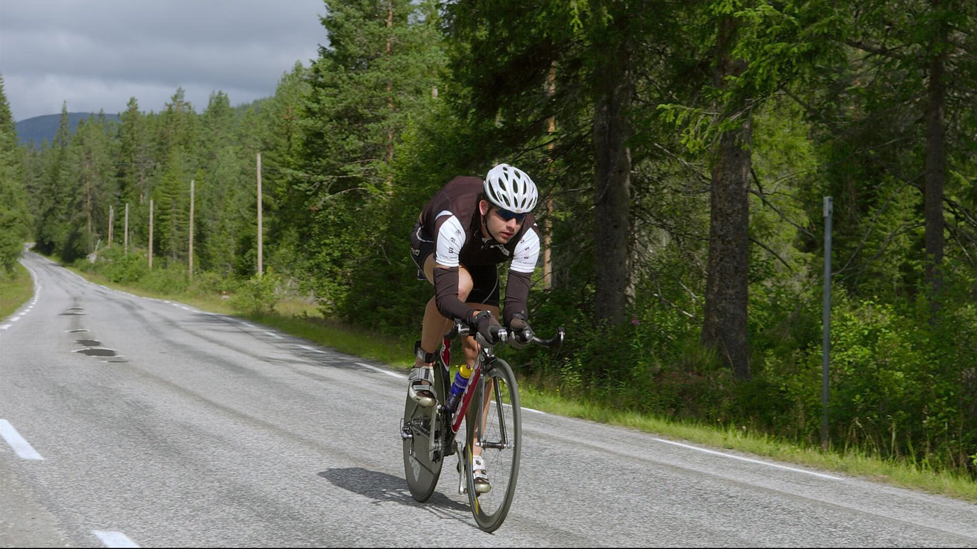 迪亚斯无解表现闪耀，毕尔巴鄂强势终结比利亚雷亚尔不败金身
