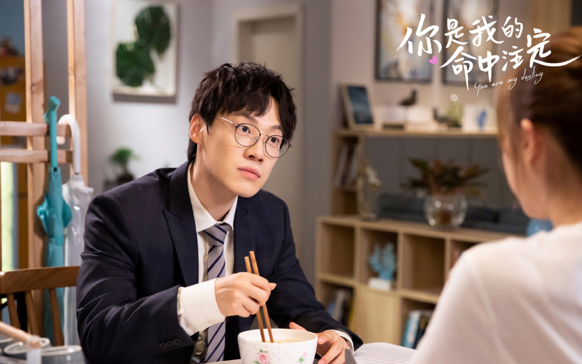 锁死与压制，现代足球战术博弈中的非对称胜利